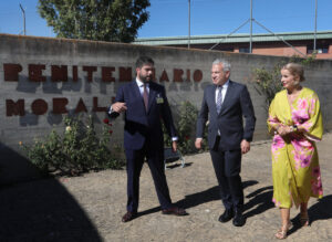 Visita de autoridades al Centro Penitenciario La Moraleja en Dueñas