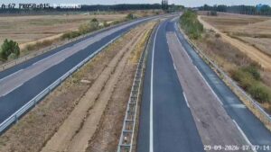 Vista de la autovía A-67 entre Santillana de Campos y Villaprovedo