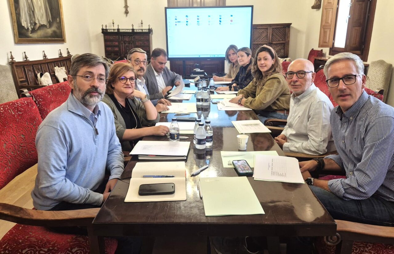 Reunión del jurado del Premio de Periodismo Mariano del Mazo