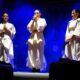 Las integrantes de Tanxugueiras en concierto, transmitiendo un mensaje de respeto