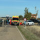 Accidente en Bustillo del Páramo con ambulancia y personal de emergencia