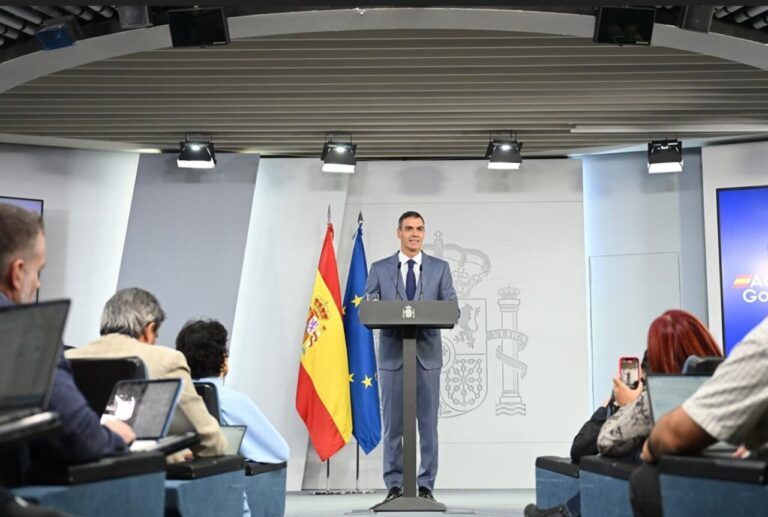 Pedro Sánchez durante la rueda de prensa sobre vivienda y decretos