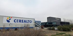 Fachada de las instalaciones de Cerealto en Venta de Baños