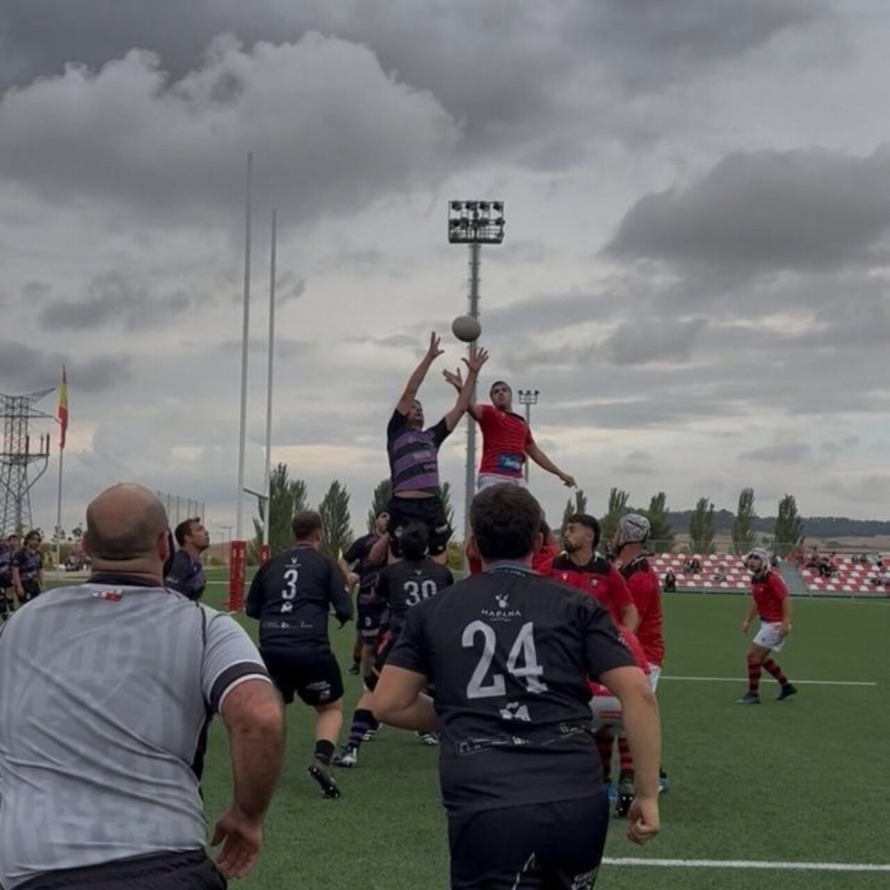 Jugadores del Silicius Palencia Rugby Club en un partido de rugby